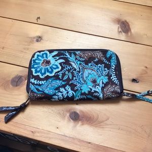 Vera Bradley Java Blue wristlet